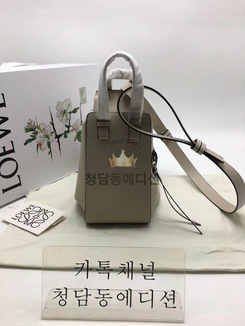 로에베 해먹백 (ZP가죽 동일)