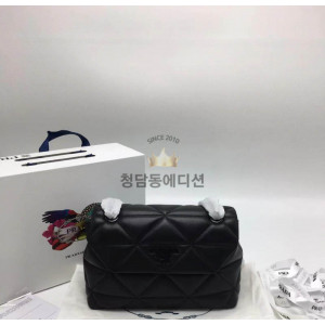 프라다 스펙트럼 숄더백 정품급
