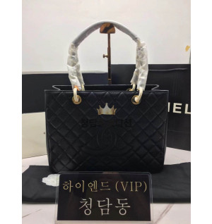 샤넬 A50995 그랜드 샤핑 금장 숄더백 (ZP가죽 동일)