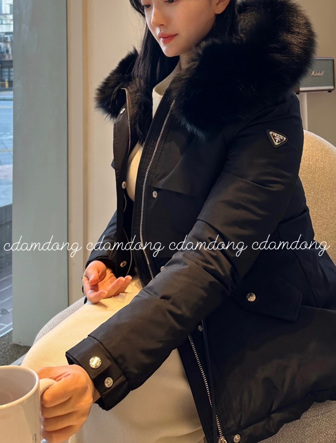프라다 폭스퍼 숏패딩 (100% 리얼 폭스퍼)