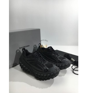 발렌시아가 디펜더 (남녀공용)