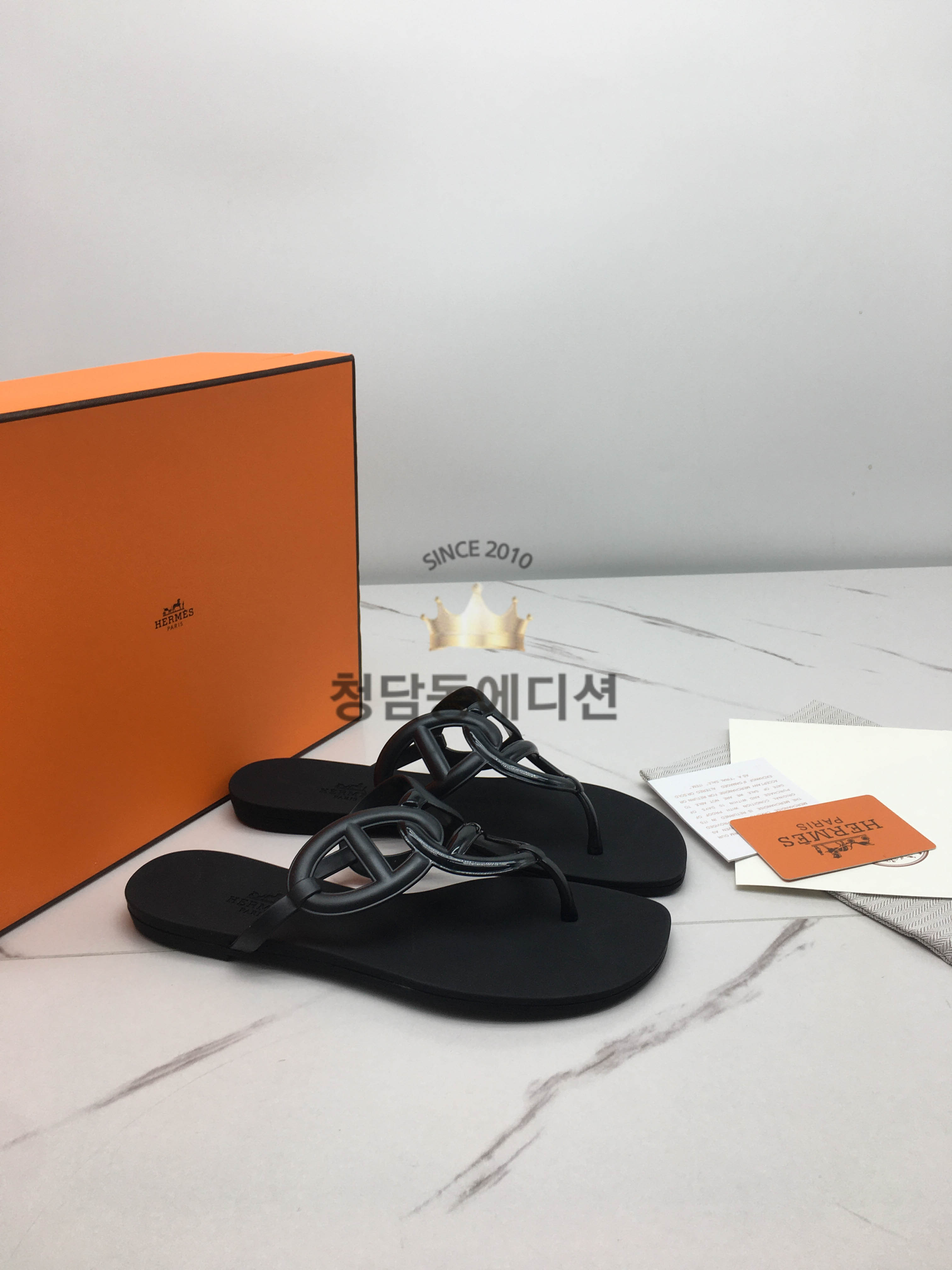 에르메스 에제리 샌들 최고퀄 (컬러 블랙)