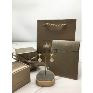 불가리 디바스 드림 이어링 귀걸이 (컬러 로즈골드)