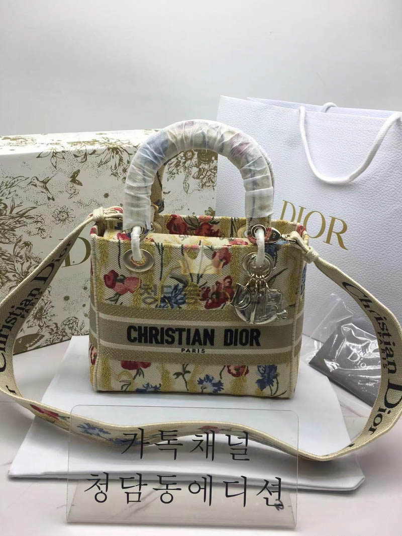 [정품동일가죽] 디올 레이디 D-Lite 백 최고퀄