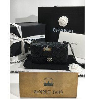 샤넬 클래식 램스킨 플랩백 뉴미니 은장 (upgrade ver.)