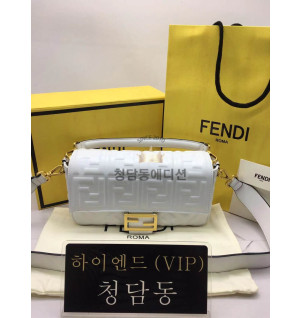 펜디 바게트백 미디움