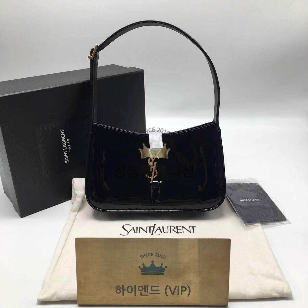 생로랑 모노그램 페이던트 호보백 657228 (하이엔드급)