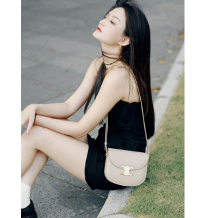 셀린느 트리오페 틴 베사체 (하이엔드급)