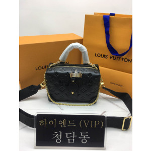 루이비통 쁘띠뜨 말 수플 앙프렝뜨 M45393 / M45394