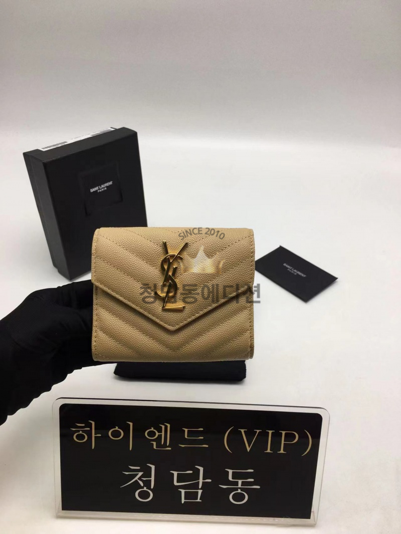 생로랑 모노그램 쉐브론 3단 반지갑 403943