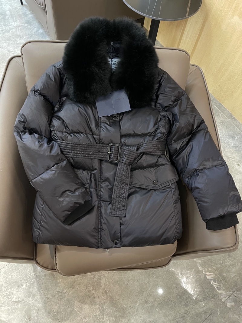 프라다 22 폭스퍼 패딩