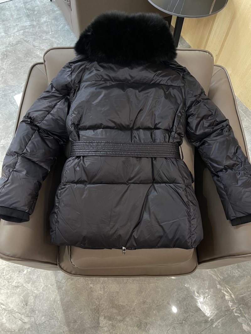 프라다 22 폭스퍼 패딩