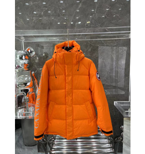 캐나다구스 패딩