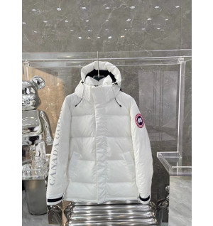 캐나다구스 패딩