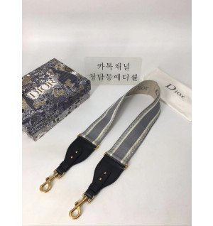 디올 스트랩