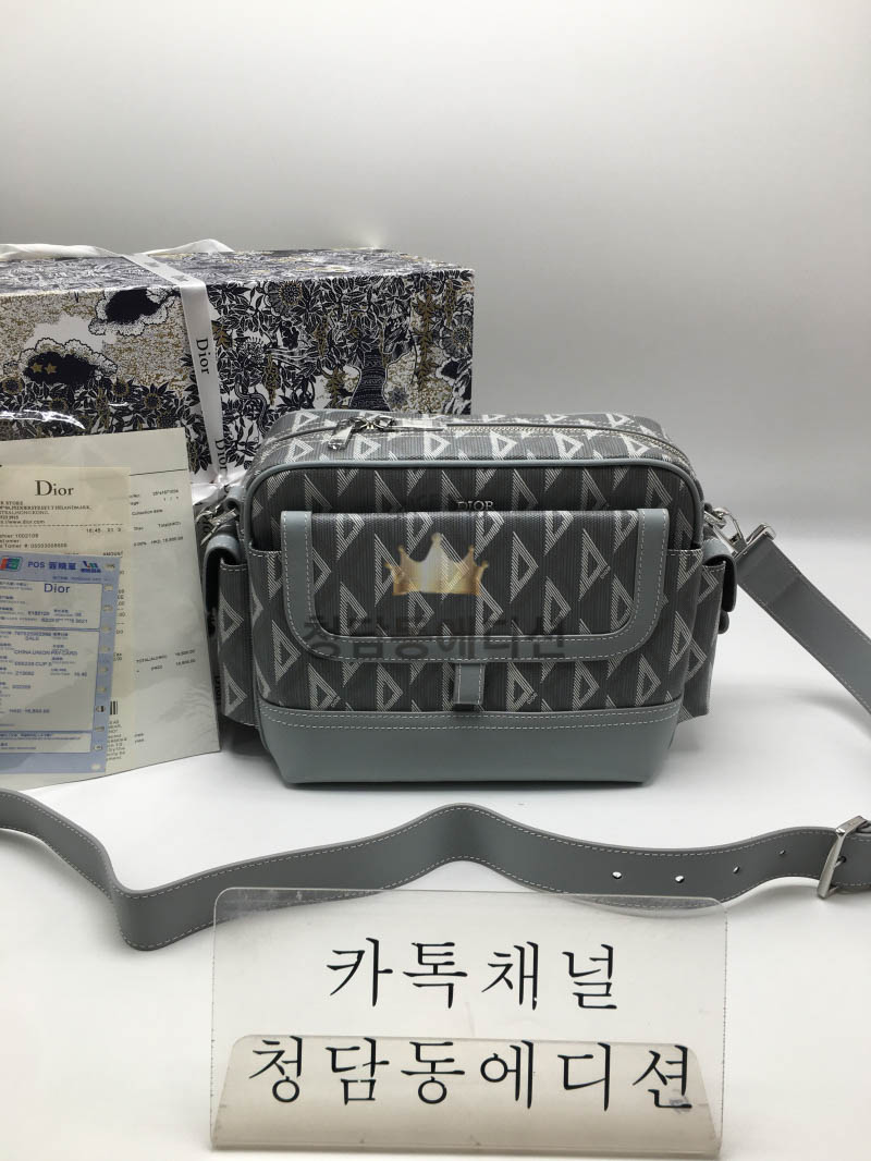 디올 CD 다이아몬드 캔버스 메신저백