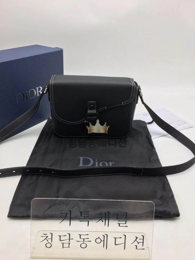 디올 CD 새들 메신저백