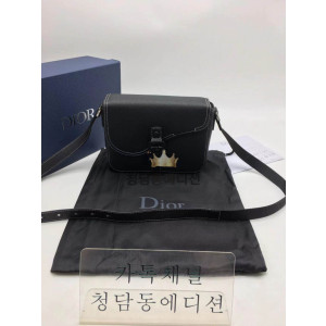 디올 CD 새들 메신저백