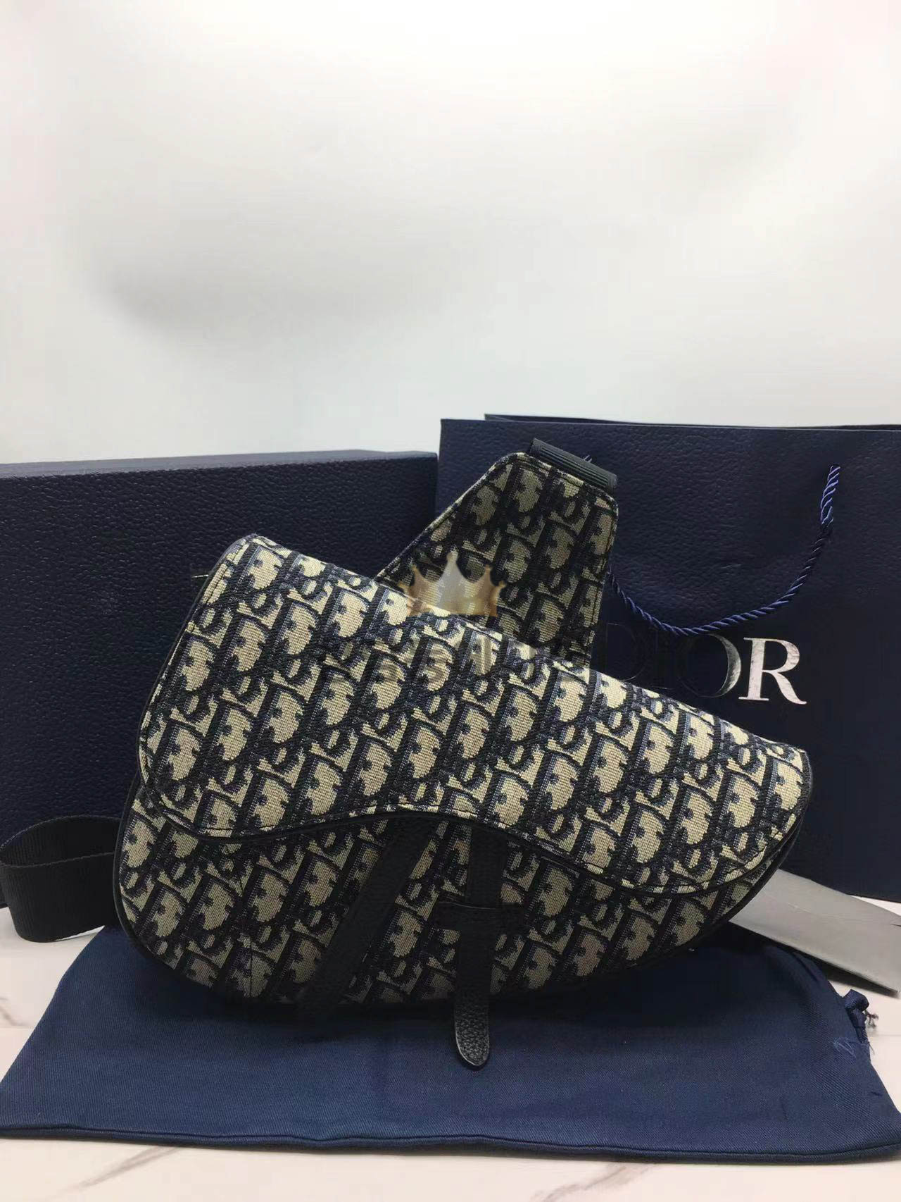 디올 오블리크 새들백 스몰