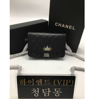 샤넬 보이 플랩 WOC 체인 월릿 은장