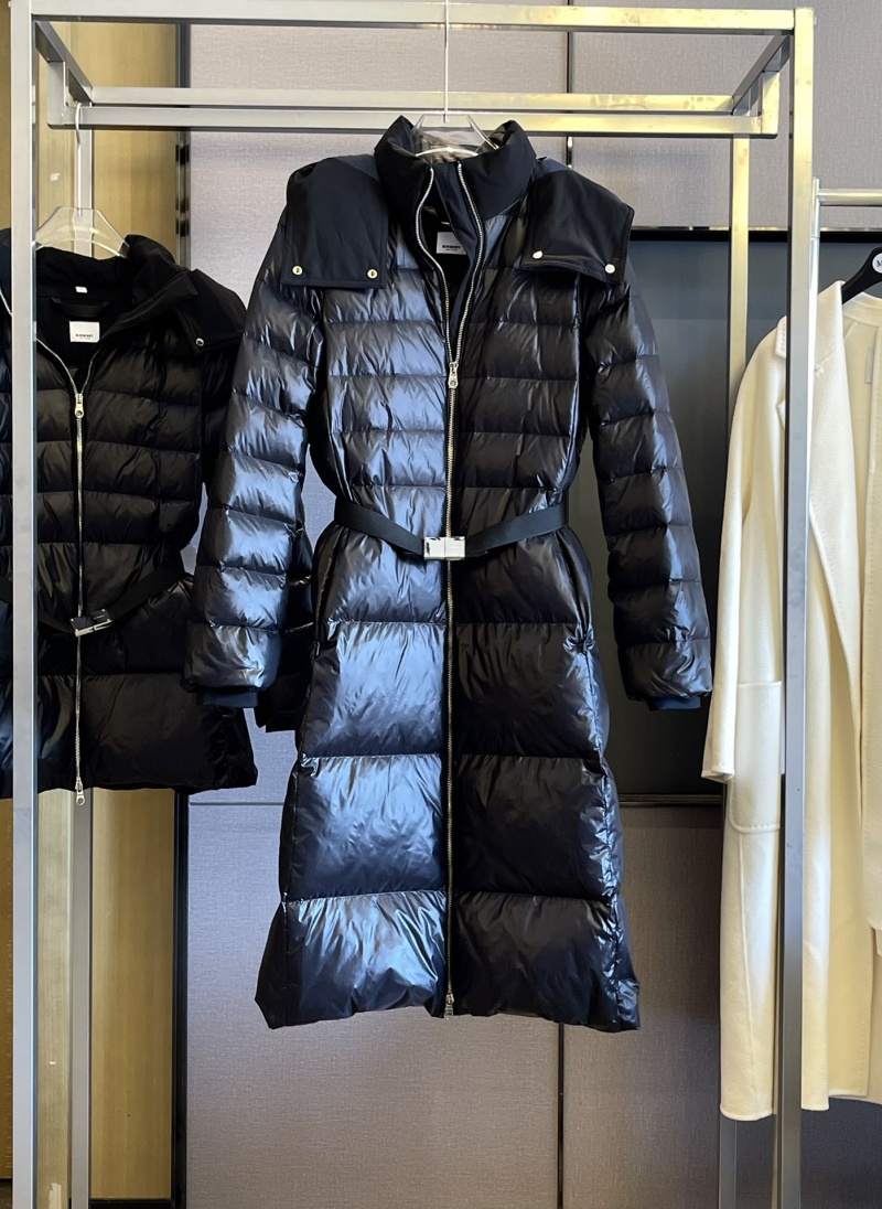 버버리 컨트라스트 버니스톤 롱패딩