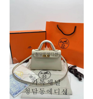 에르메스 미니 켈리 반수공 (가죽 앱송)