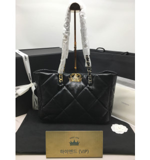 샤넬 19쇼핑백 (하이엔드급)