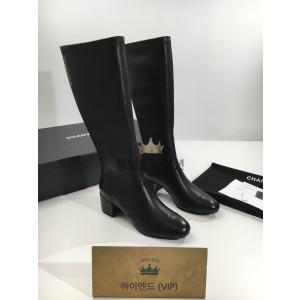샤넬 롱 부츠
