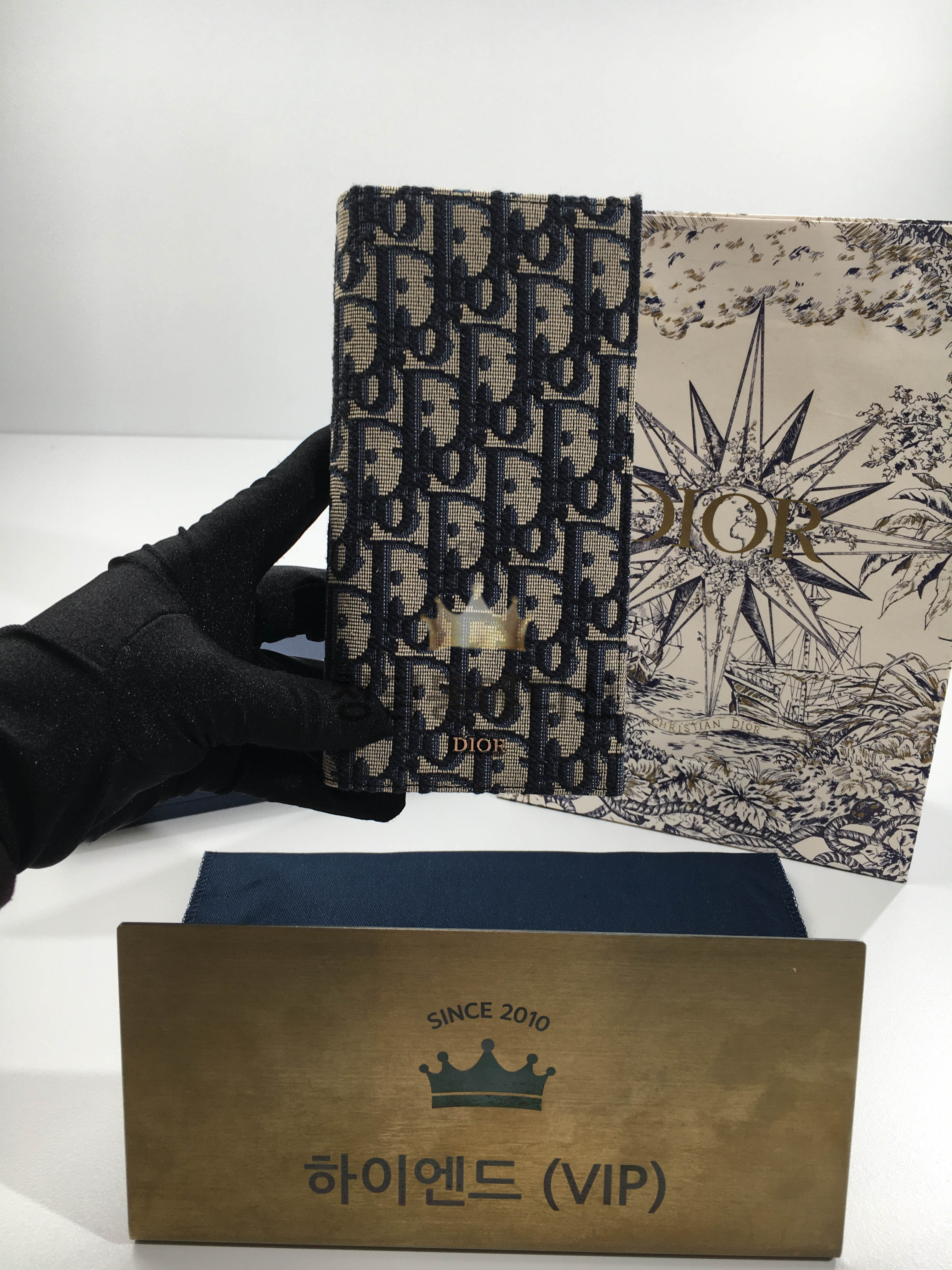 디올 CD 오블리크 로고 패턴 장지갑