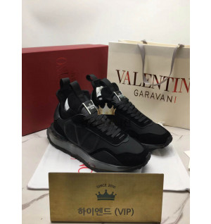 발렌티노 vltn 가라바니 스니커즈 (남성용)