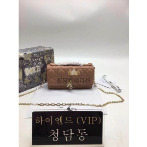 디올 레이디 탑 핸들 클러치 (컬러 핑크)