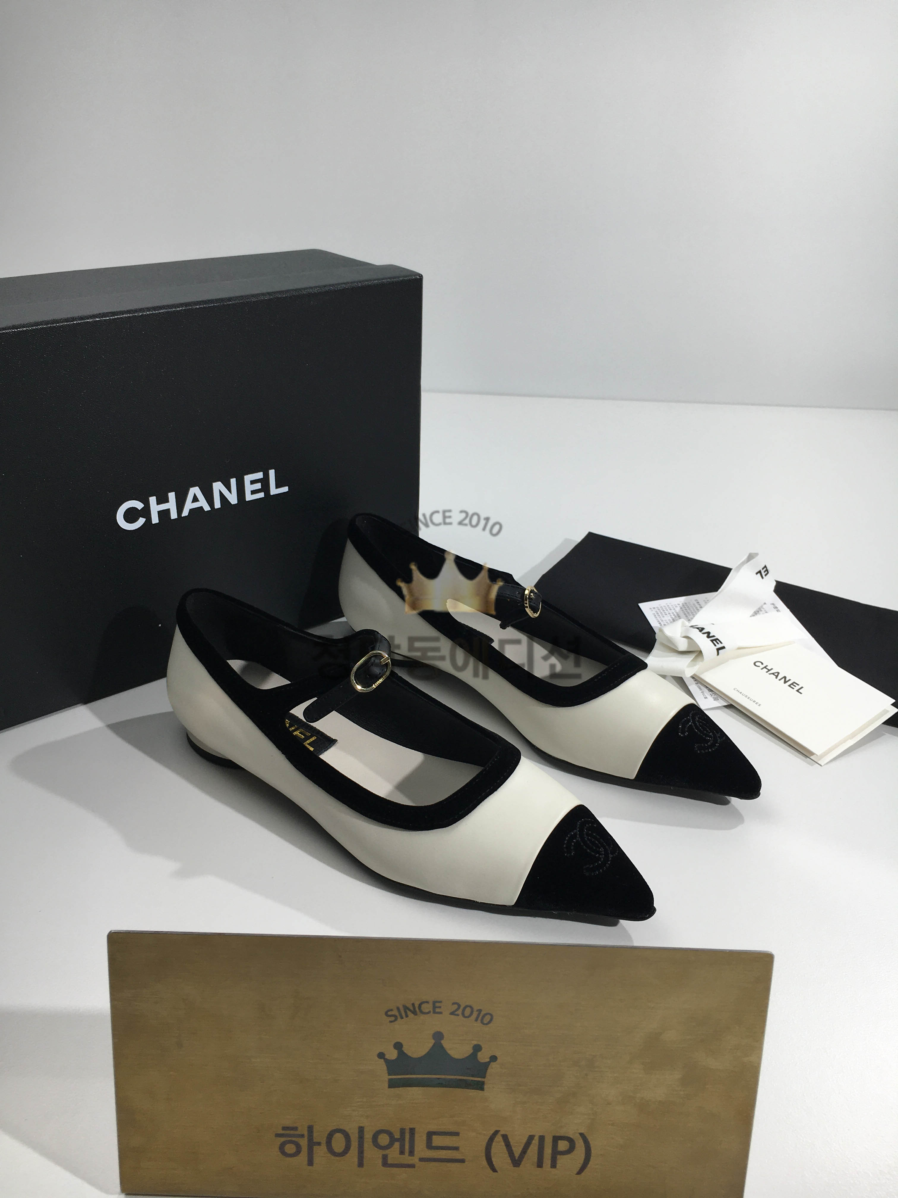 샤넬 투톤 벨벳 메리제인 발레리나 플랫슈즈