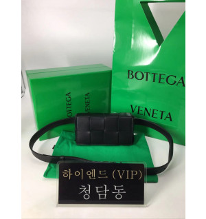 보테가베네타 인트레치아토 카세트백