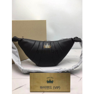 르메르 크로아상 범백 47cm (컬러 블랙)