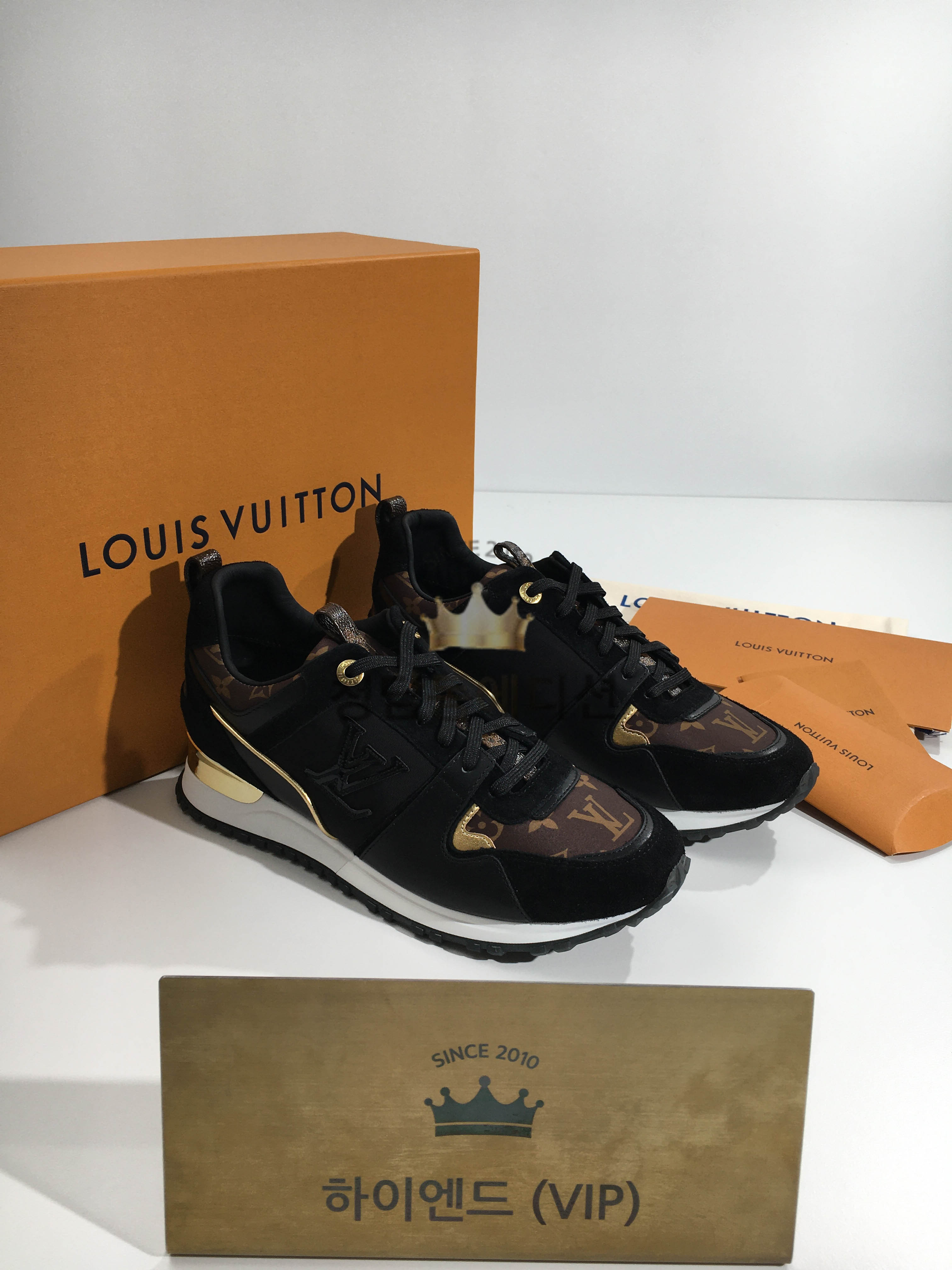 루이비통 lv 런어웨이 스니커즈