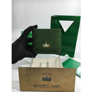 보테가베네타 인트레치아토 폴더형 반지갑 605721