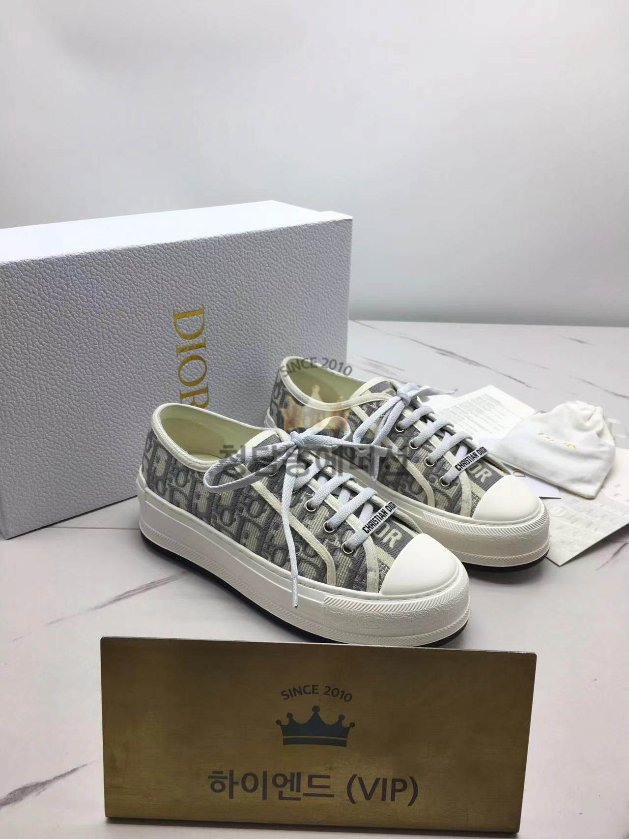 디올 워크앤디올 플랫폼 스니커즈