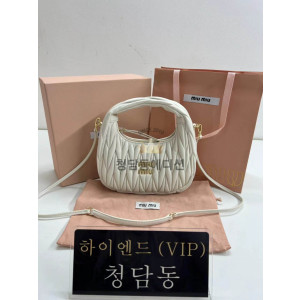 미우미우 MIU MIU 완더 마테라쎄 호보백 스몰