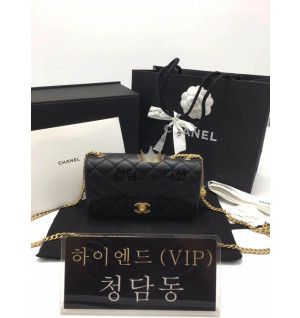 샤넬 23S 카멜리아볼 숄더백