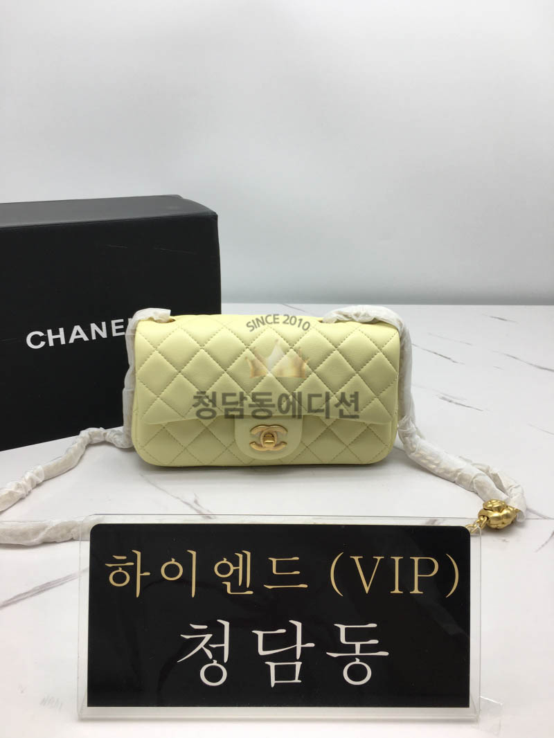 샤넬 23S 카멜리아볼 플랩백