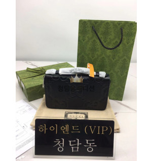 구찌 GG 블랙 점보 GG 트래블 도큐먼트 케이스 751760