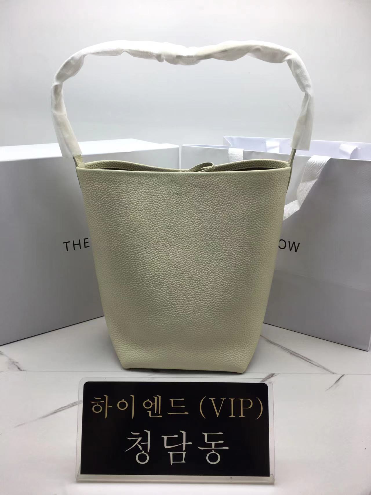 더 로우 the row n/s 파크백 미디움