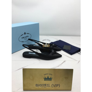 프라다 23ss prd 플랫 샌들