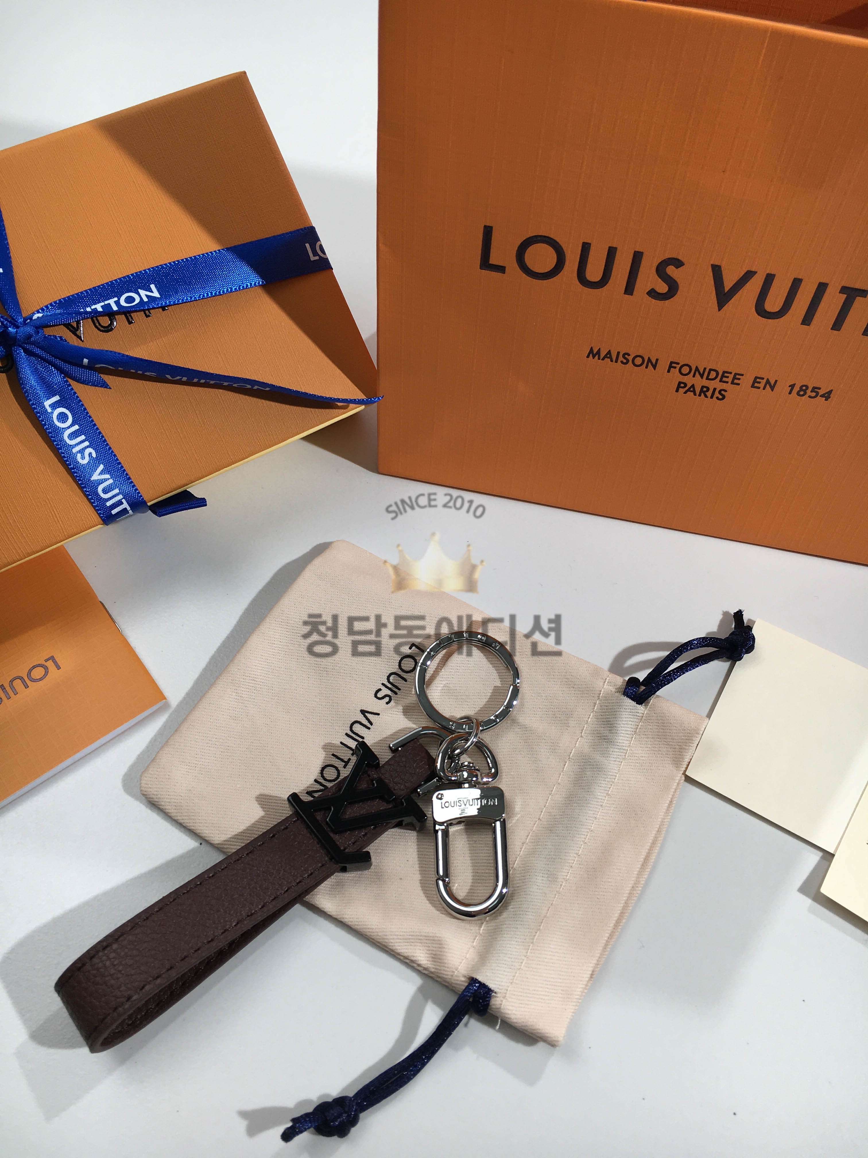 루이비통 lv 에어로그램 키링 m01194