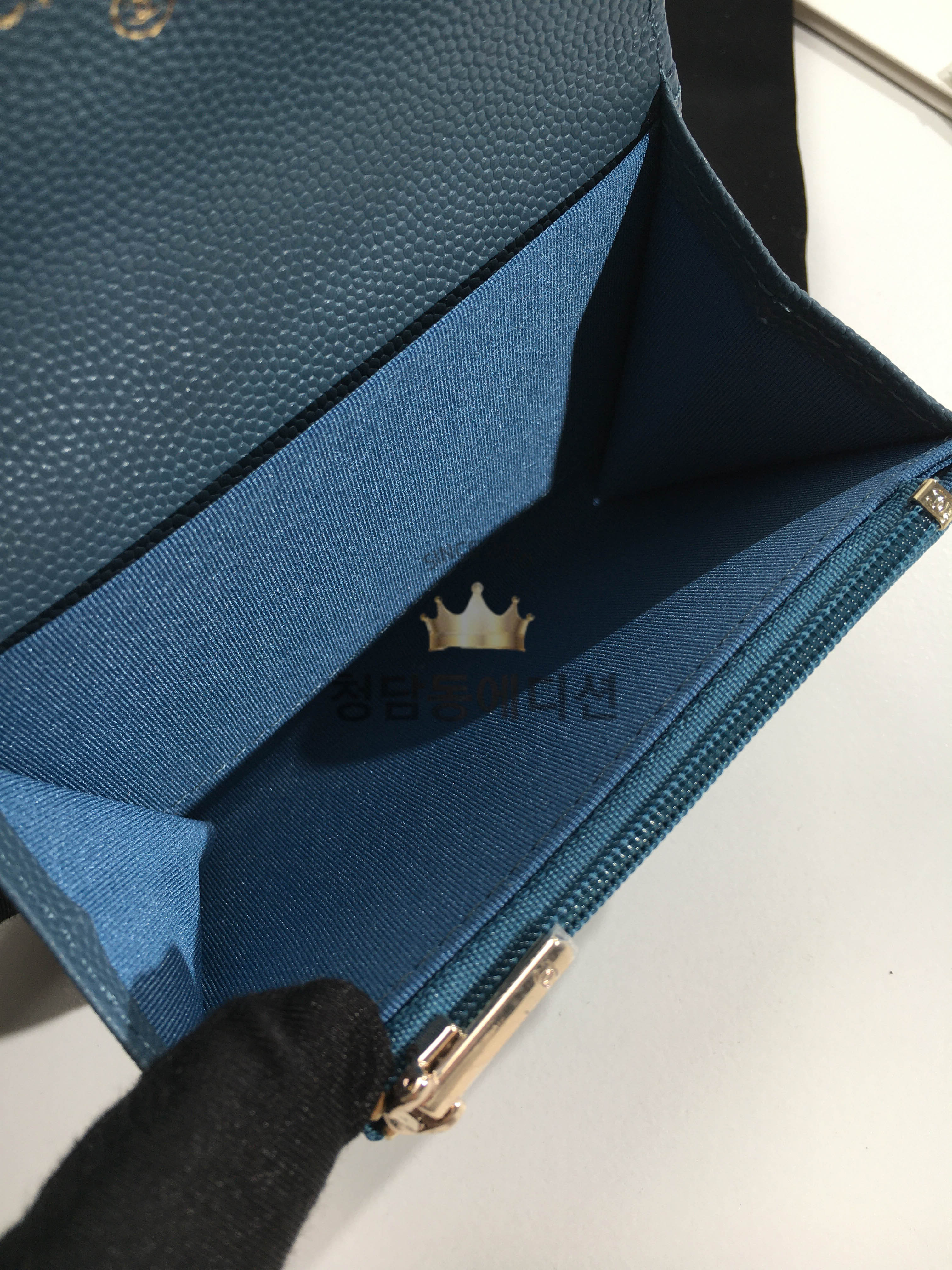 샤넬 클래식 캐비어 카드지갑