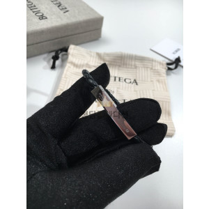 보테가베네타 23FW 브레이드 레더 브레이슬릿 (컬러 블랙)