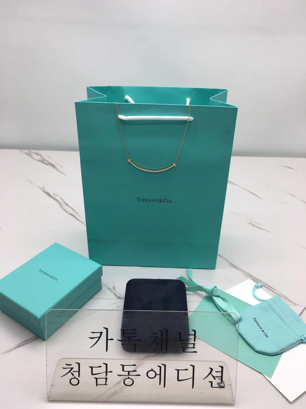 티파니 스마일 목걸이 (V-gold소재) (3COLOR)