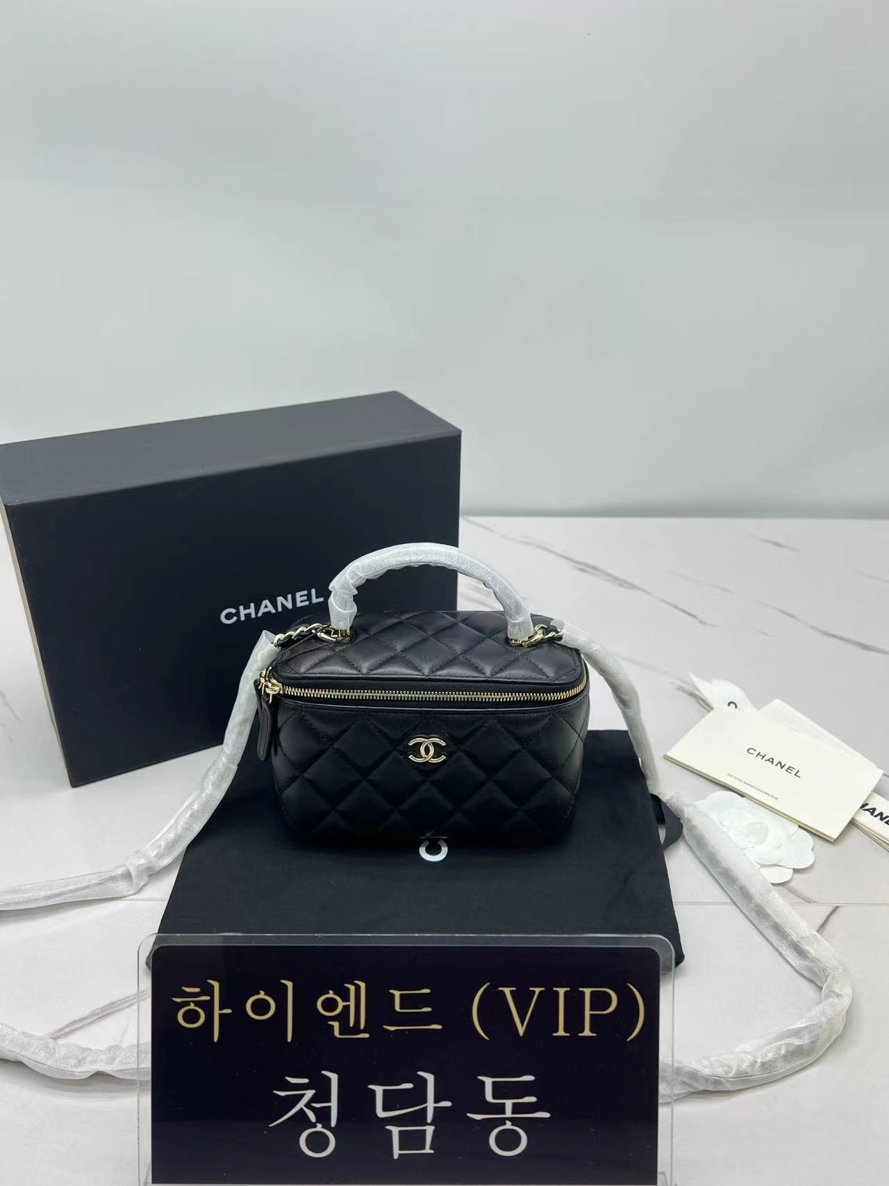 샤넬 22ss 신상 베니티백 (하이엔드급)