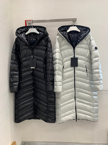 몽클레어 롱패딩 (컬러 블랙, 실버)