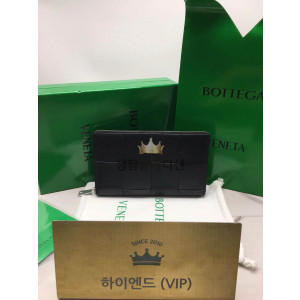 보테가 베네타 맥시 인트레치오 지퍼 어라운드 지갑 649607 (컬러 블랙)